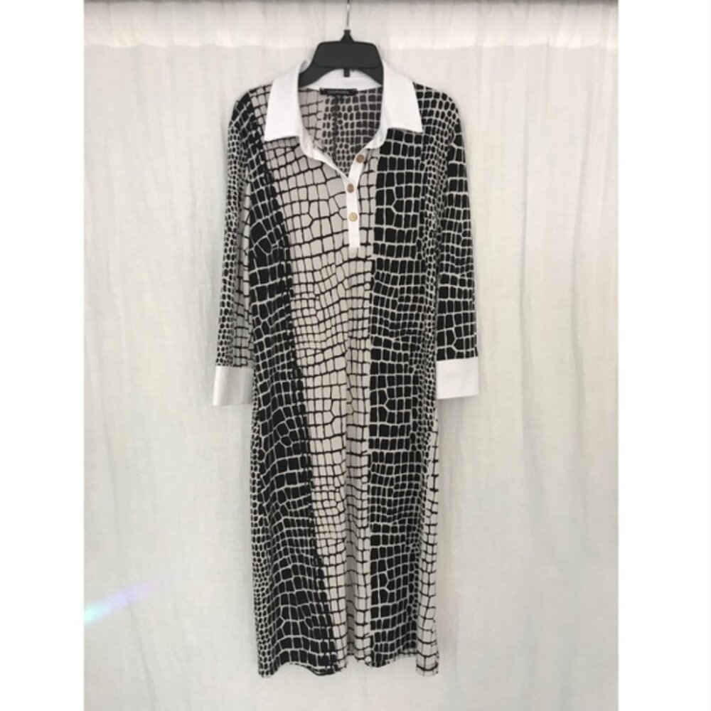 COURAGE.b Collared Black and White Dress